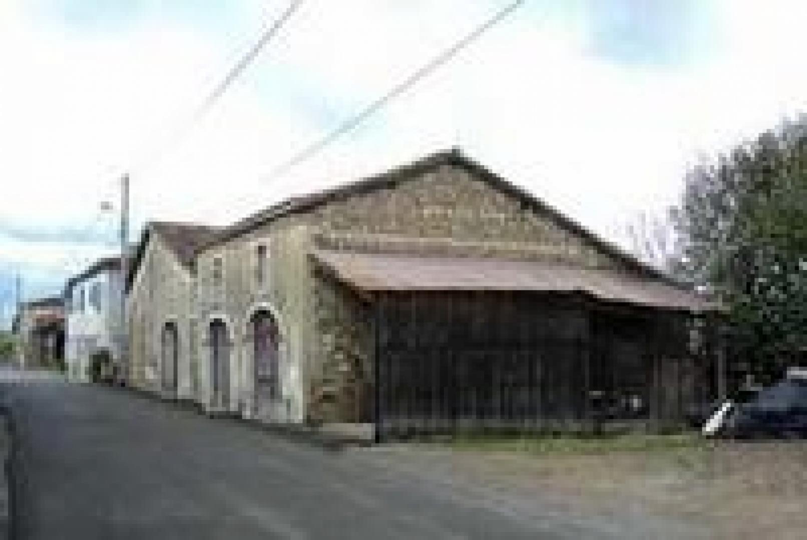 bourg castel1.jpg