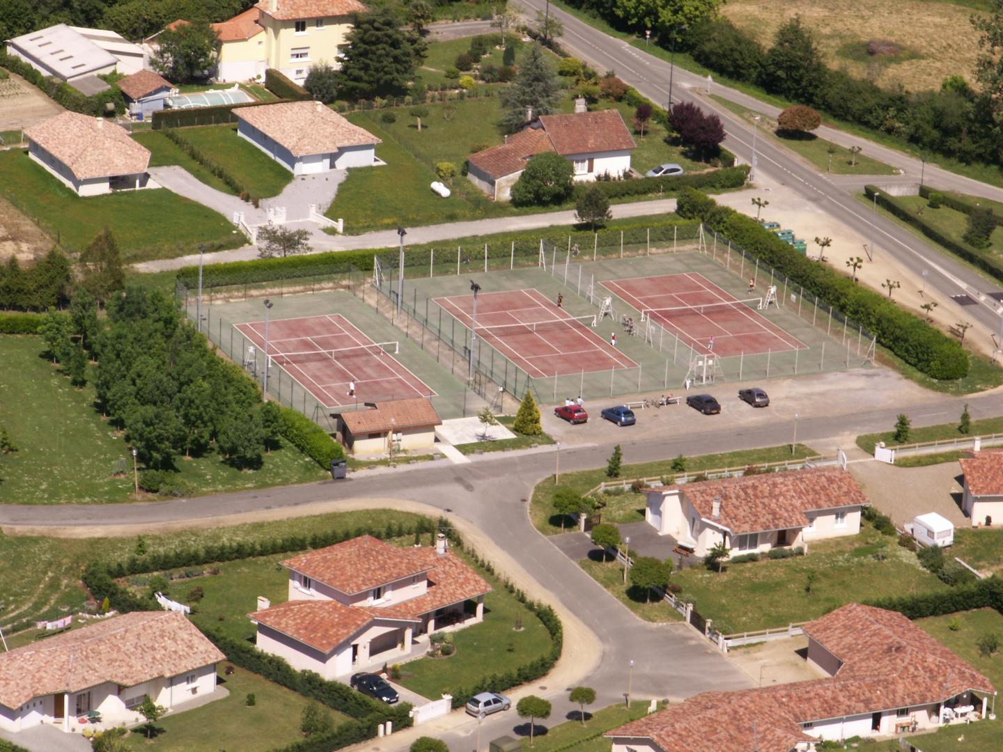 tennis.jpg