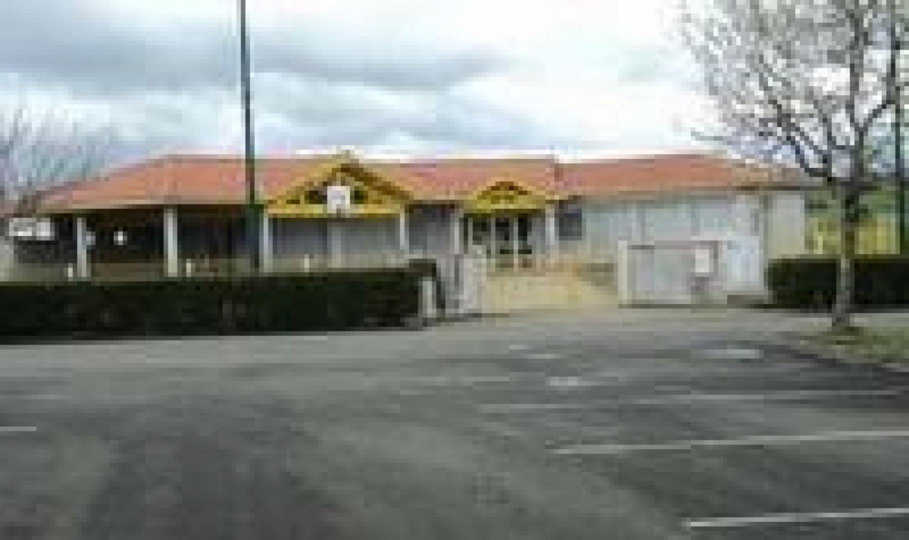 école castel.jpg