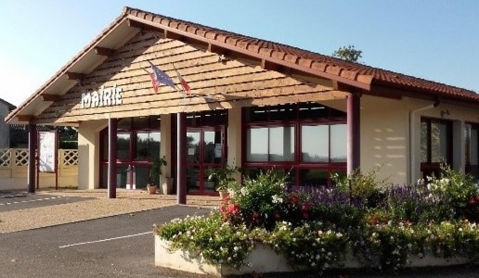 Mairie Argelos (2).jpg